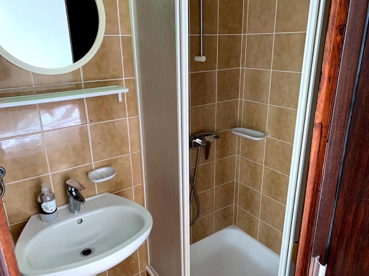 Obradovic Rooms & Apartments Makarska Exterior photo