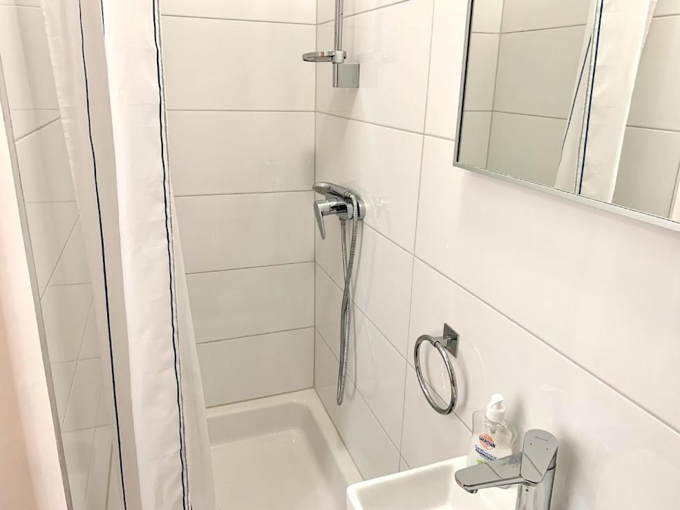 Obradovic Rooms & Apartments Makarska Exterior photo