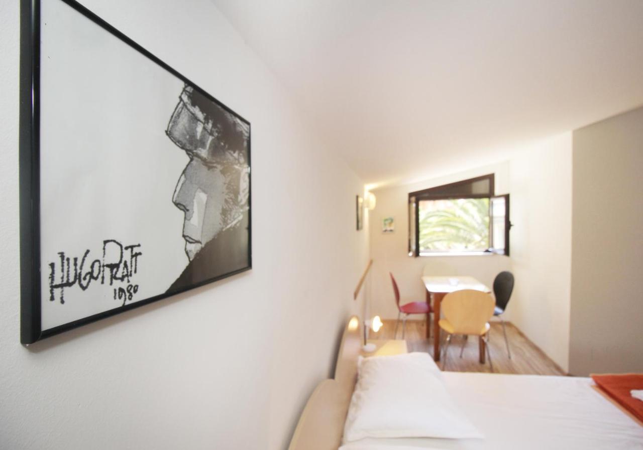 Obradovic Rooms & Apartments Makarska Exterior photo