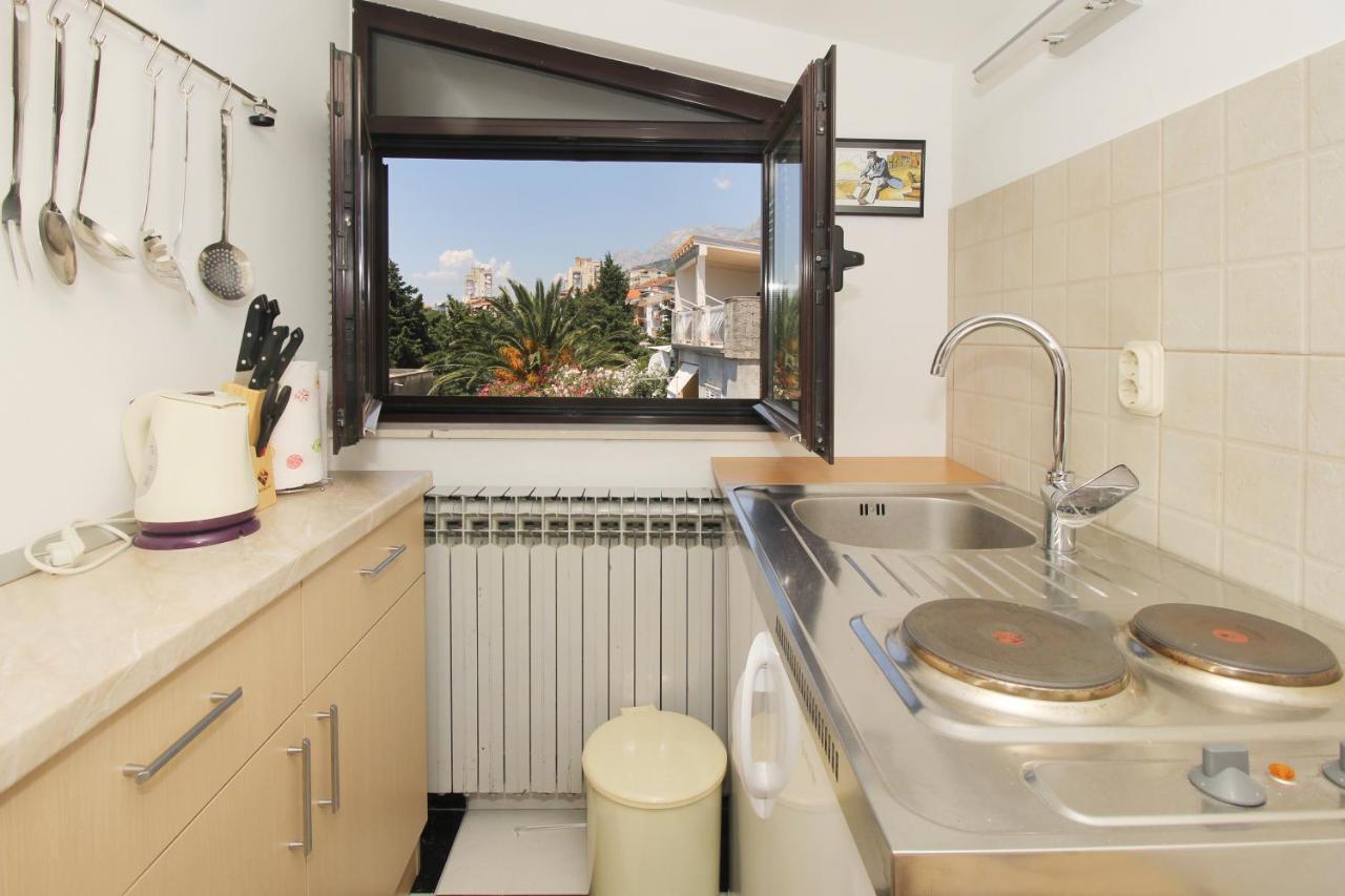 Obradovic Rooms & Apartments Makarska Exterior photo